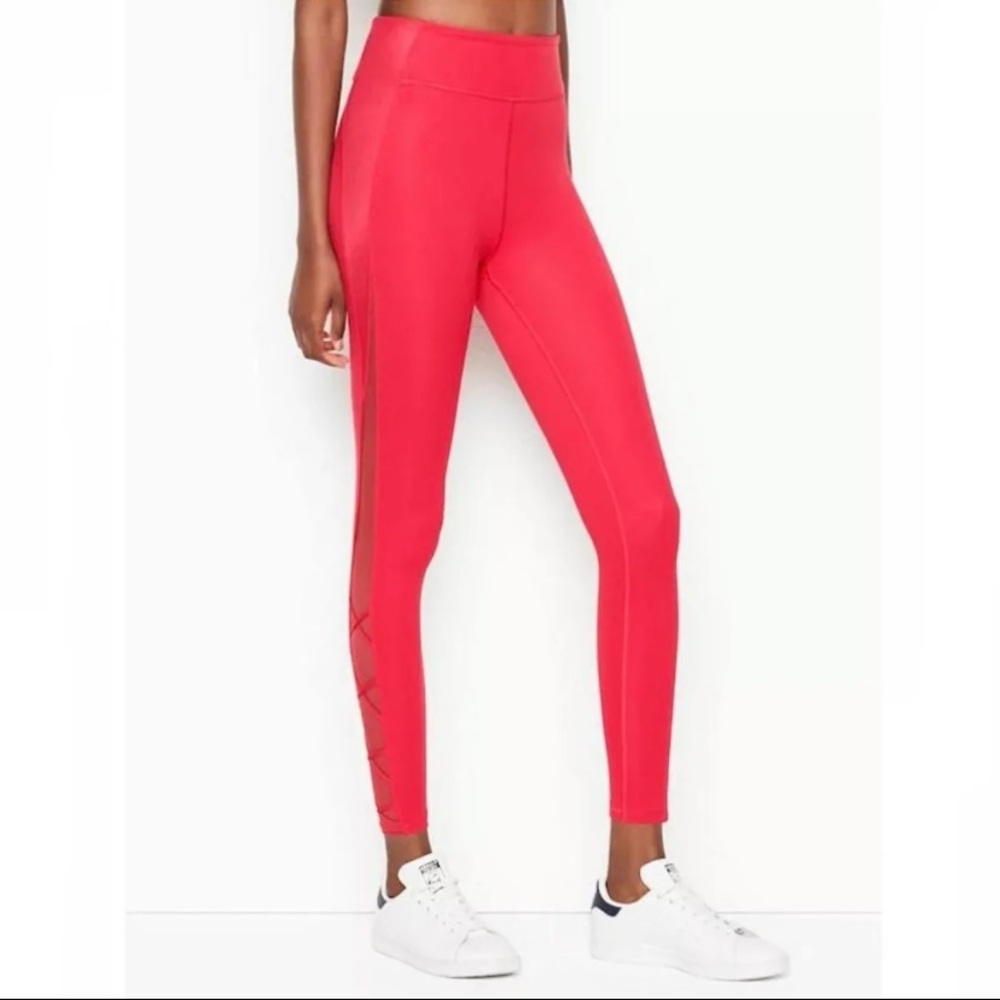 🍒 Victoria's Secret, Lace-up Ultra High Studio 7/8 Leggings, Large